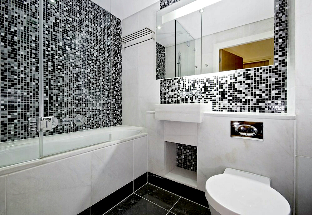 Мозаика в ванной комнате - фото