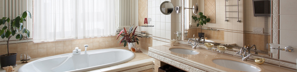 Представляем новинки - зеркальные шкафчики для ванных или душевых комнат в ассортименте.