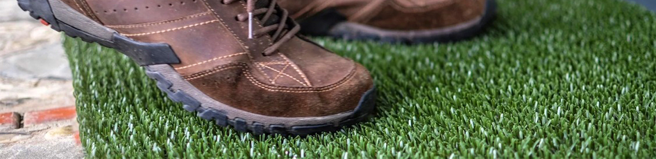Рекомендуем новинки - щетинистые покрытия и коврики для очистки грязи с обуви при входе.