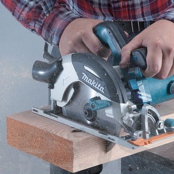 дисковая пила Makita HS7100 1400вт 190мм