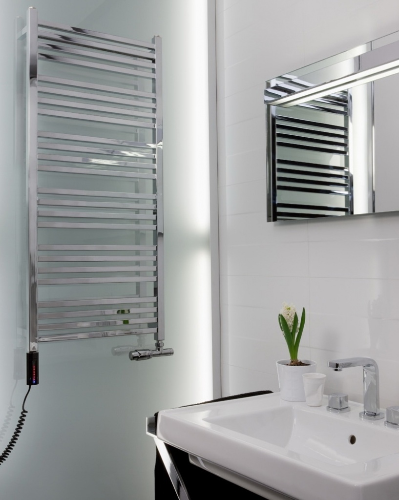 электрические полотенцесушители для ванной с терморегулятором - фото